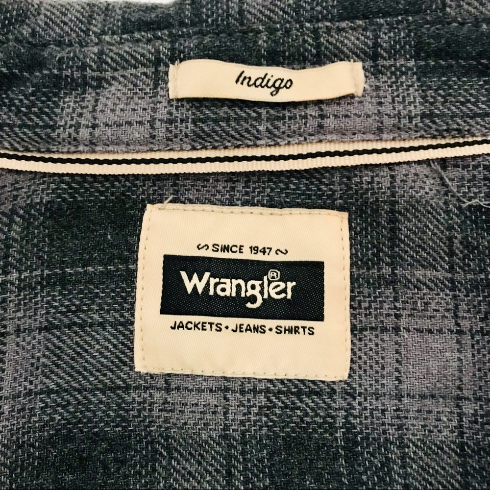 Wrangler Shirt~Snap Indigo / Host Pick - Picture 7 of 14